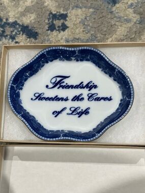 Mottahedeh Blue and White Friendship Trinket Dish